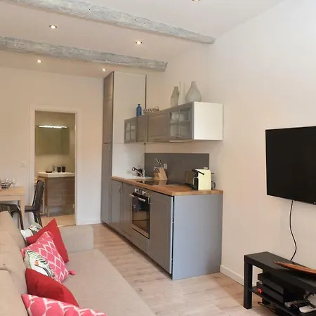 Appartement Cosy Appt Decore/equipe Avec Gout, Plage A 5 Min ! Antibes